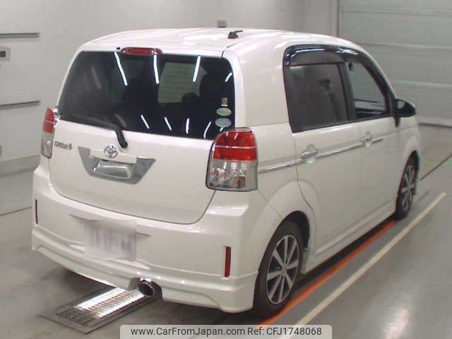 toyota spade 2013 CFJ1748068 image 2