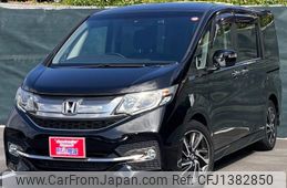 honda stepwagon 2016 CFJ1382850