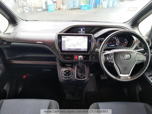toyota voxy 2015 CFJ1850901 image 2