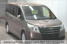 toyota noah 2014 CFJ1628235