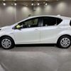 toyota aqua 2019 CFJ1573244 image 11