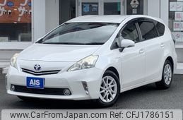 toyota prius-α 2013 CFJ1786151