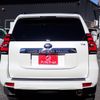 toyota land-cruiser-prado 2020 24231416 image 4