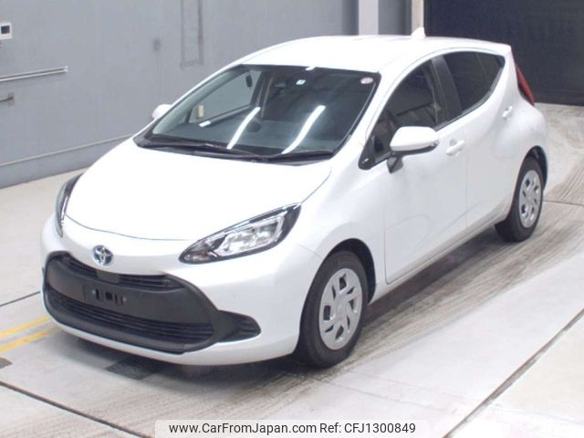 toyota aqua 2022 -TOYOTA--AQUA MXPK11-2075050---TOYOTA--AQUA MXPK11-2075050- image 1