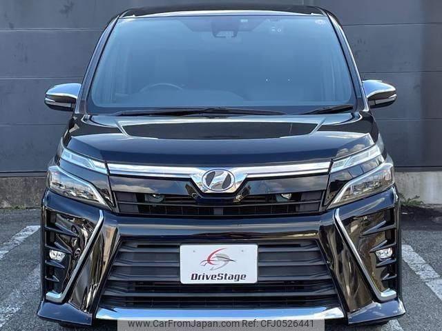 toyota voxy 2018 quick_quick_ZRR80W_ZRR80W-0476064 image 2