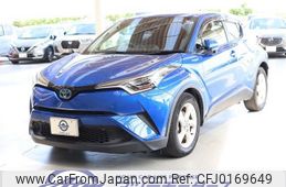 toyota c-hr 2018 quick_quick_DAA-ZYX10_ZYX10-2152486