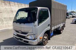 toyota toyoace 2017 -TOYOTA--Toyoace LDF-KDY231--KDY231-8031657---TOYOTA--Toyoace LDF-KDY231--KDY231-8031657-