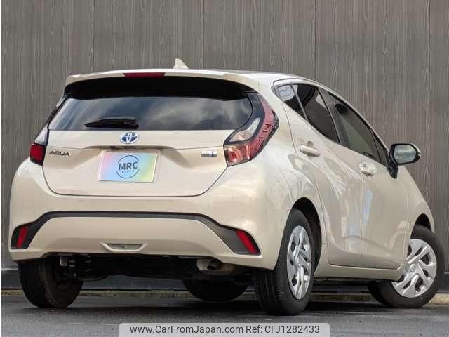 toyota aqua 2022 quick_quick_6AA-MXPK11_MXPK11-2063357 image 2
