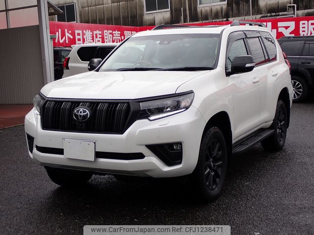 toyota land-cruiser-prado 2023 25432705 image 1