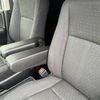 toyota voxy 2017 CARSENSOR_JP_AU6432067105 image 51
