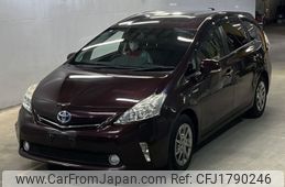 toyota prius-α 2014 CFJ1790246