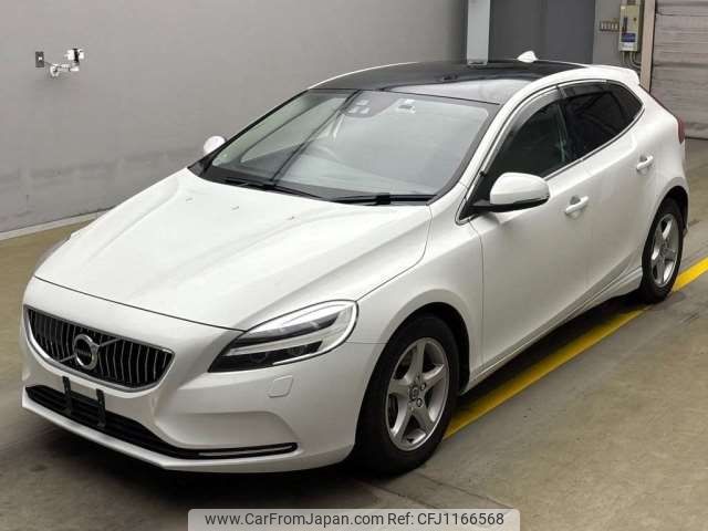 volvo v40 2020 -VOLVO--Volvo V40 DBA-MB4154T--YV1MV2920K2597022---VOLVO--Volvo V40 DBA-MB4154T--YV1MV2920K2597022- image 1