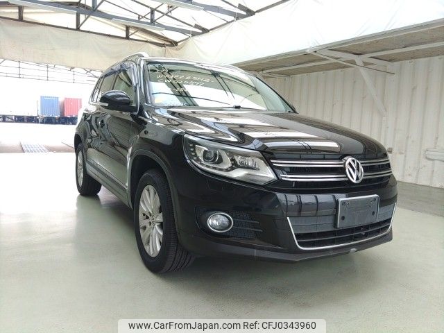 volkswagen tiguan 2011 ENHANCEAUTO_1_ea289295 image 1