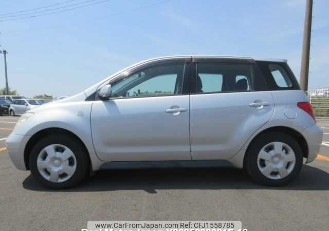 toyota ist 2002 CFJ1558785 image 2
