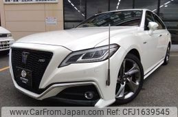 toyota crown 2018 CFJ1639545