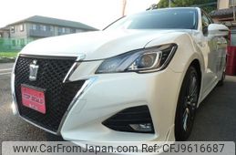 toyota crown 2016 -TOYOTA--Crown AWS210--6112435---TOYOTA--Crown AWS210--6112435-