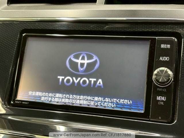 toyota prius-α 2018 CFJ1817880 image 2