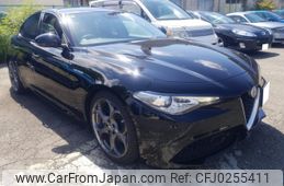 alfa-romeo giulia 2018 -ALFA ROMEO 【名変中 】--Alfa Romeo Giulia 95220-ZAREAENN5J7577514---ALFA ROMEO 【名変中 】--Alfa Romeo Giulia 95220-ZAREAENN5J7577514-