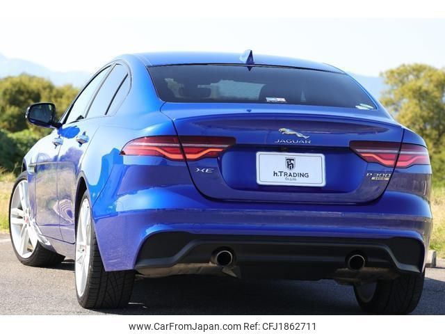 jaguar xe 2020 CFJ1862711 image 2