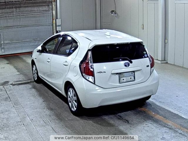 toyota aqua 2017 -TOYOTA 【愛媛 501め4904】--AQUA NHP10-6608132---TOYOTA 【愛媛 501め4904】--AQUA NHP10-6608132- image 2