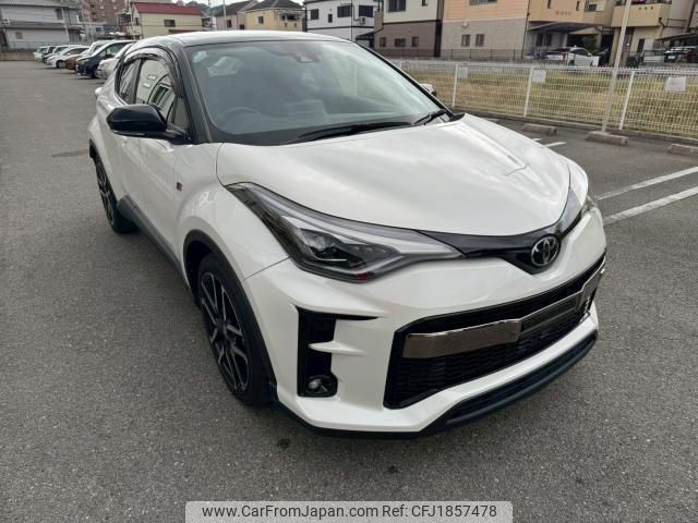toyota c-hr 2020 CFJ1857478 image 1