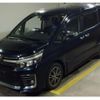 toyota voxy 2017 quick_quick_DBA-ZRR85W_0078282 image 4