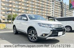 mitsubishi outlander 2015 CFJ1672789