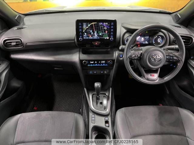 toyota yaris-cross 2023 -TOYOTA--Yaris Cross 5BA-MXPB10--MXPB10-3028132---TOYOTA--Yaris Cross 5BA-MXPB10--MXPB10-3028132- image 2