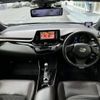 toyota c-hr 2017 quick_quick_DAA-ZYX10_ZYX10-2005847 image 7