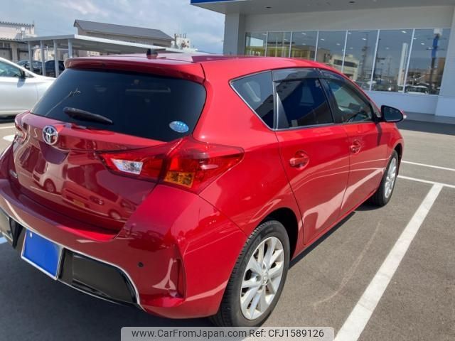 toyota auris 2012 CFJ1589126 image 2
