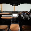 land-rover defender 2023 CFJ1848103 image 2