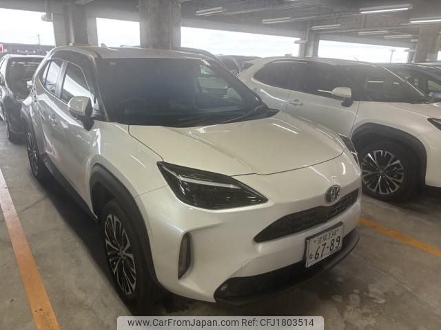 toyota yaris-cross 2025 CFJ1803514 image 1
