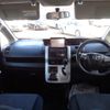 toyota voxy 2010 CFJ1799913 image 16