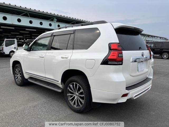 toyota land-cruiser-prado 2018 quick_quick_LDA-GDJ151W_GDJ151-0005955 image 2