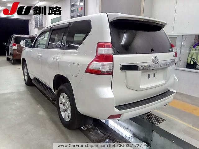 toyota land-cruiser-prado 2017 -TOYOTA--Land Cruiser Prado GDJ150W--0018803---TOYOTA--Land Cruiser Prado GDJ150W--0018803- image 2