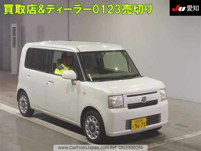 daihatsu move-conte 2013 CFJ1530286 image 1