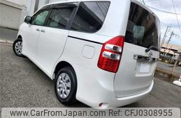 toyota noah 2011 TE5516