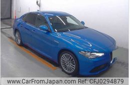 alfa-romeo giulia 2018 -ALFA ROMEO 【大阪 361ﾑ 39】--Alfa Romeo Giulia ABA-95220--ZAREAEGN4J7572513---ALFA ROMEO 【大阪 361ﾑ 39】--Alfa Romeo Giulia ABA-95220--ZAREAEGN4J7572513-