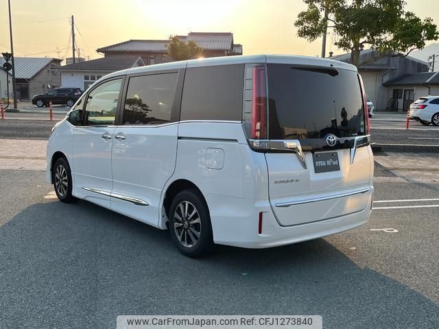 toyota esquire 2018 quick_quick_ZRR80G_ZRR80G-0455538 image 2