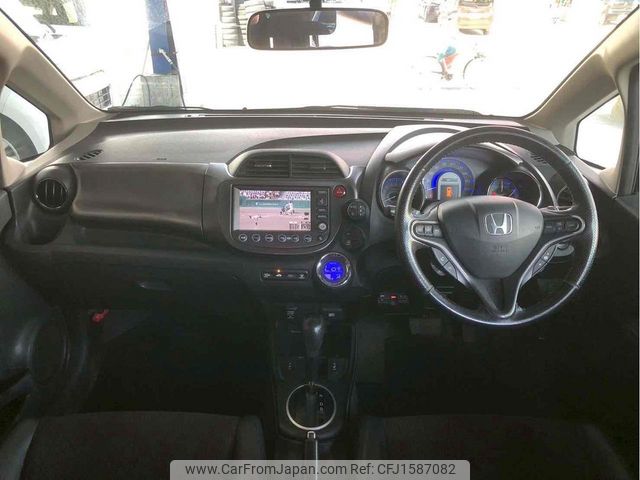 honda fit-hybrid 2013 CFJ1587082 image 2