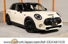 mini mini-others 2019 quick_quick_XU20M_WMWXU92000TN55045