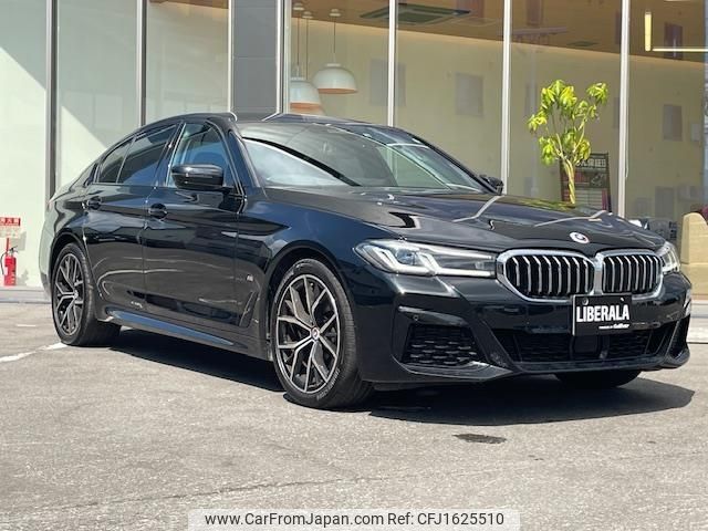 bmw 5-series 2022 CFJ1625510 image 1