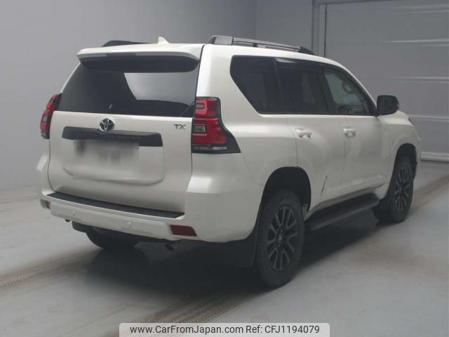 toyota land-cruiser-prado 2023 quick_quick_3DA-GDJ150W_GDJ150-0079365 image 2