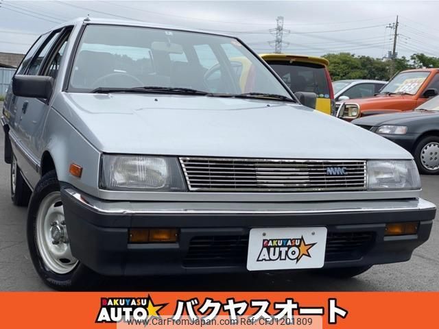 mitsubishi lancer-wagon 1988 quick_quick_C12W_C12W-0301105 image 1