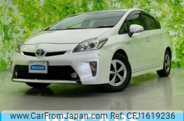 toyota prius 2012 CFJ1619236