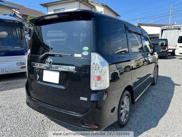 toyota voxy 2013 CFJ1599999 image 2