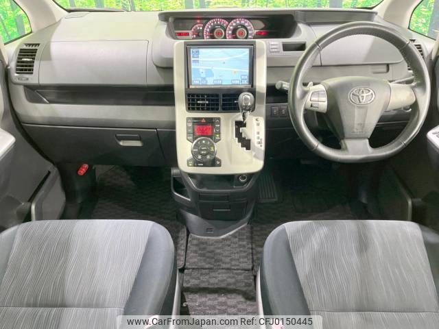 toyota voxy 2011 -TOYOTA--Voxy DBA-ZRR70W--ZRR70-0436425---TOYOTA--Voxy DBA-ZRR70W--ZRR70-0436425- image 2