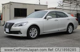 toyota crown 2013 CFJ1898285
