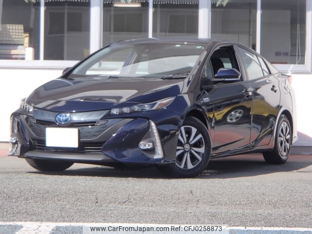 toyota prius-phv 2020 -TOYOTA--Prius PHV DLA-ZVW52--ZVW52-3145624---TOYOTA--Prius PHV DLA-ZVW52--ZVW52-3145624- image 1