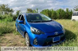 toyota aqua 2013 -TOYOTA--AQUA DAA-NHP10--NHP10-6129709---TOYOTA--AQUA DAA-NHP10--NHP10-6129709-